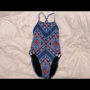 Gavin II Jolyn Tie Back Onesie